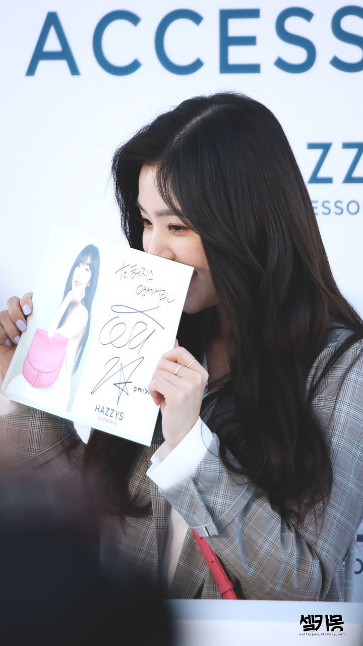 어제 미모 미쳤었던 레드벨벳 아이린ㄷㄷ.jpg | 인스티즈