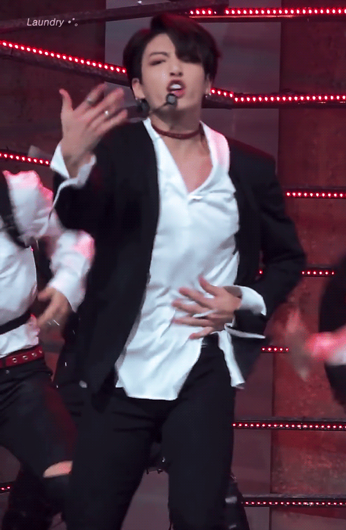 방탄소년단 복근노출 | 인스티즈