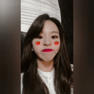 트와이스 인스타그램에 영상 올린 채영이 ㅋㅋㅋ | 인스티즈