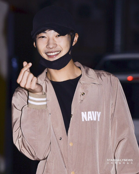 딘 이미지