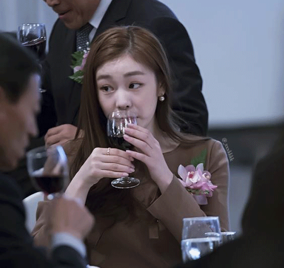 [김연아] 광고와 현실의 차이.gif | 인스티즈