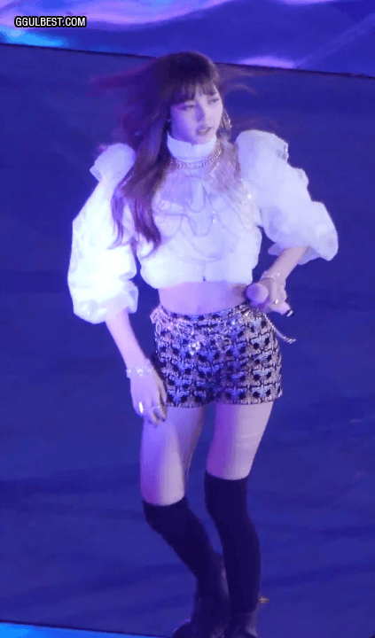 블랙핑크 개미허리 리사.gif | 인스티즈
