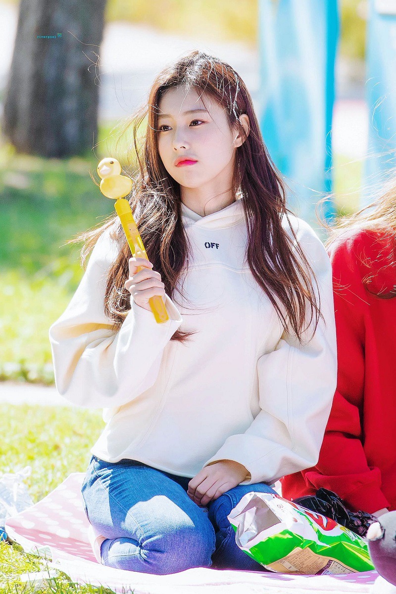 한강 나들이 다녀온 어제자 아이즈원 | 인스티즈