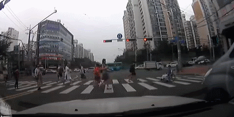 쿨한 어머님.gif | 인스티즈