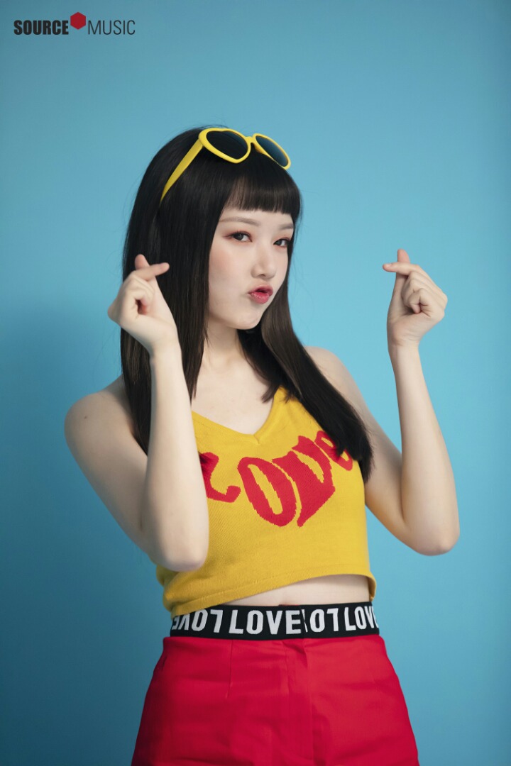 여자친구 여름여름해 자켓사진 촬영 비하인드컷.jpg | 인스티즈