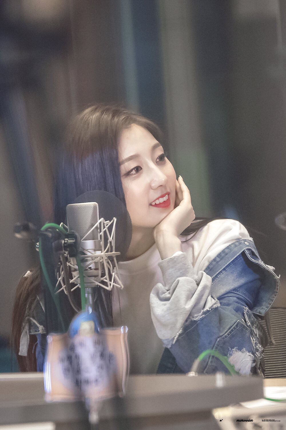 [러블리즈] 퇴근한 뒤에 뭐할지 고민이라서 예인이 | 인스티즈