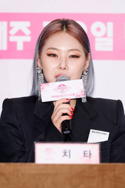 자질이 의심되는 프로듀스 48 심사위원 둘 | 인스티즈