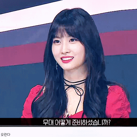 180921 댄싱하이 심사위원이 된 트와이스 모모.gif | 인스티즈