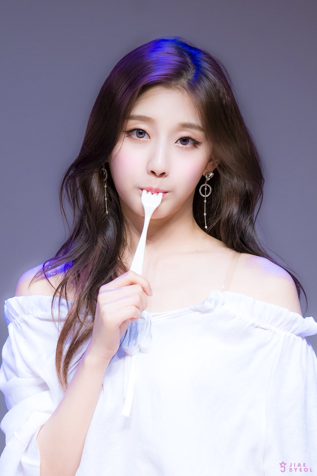 [러블리즈] 퇴근한 뒤에 뭐할지 고민이라서 예인이 | 인스티즈