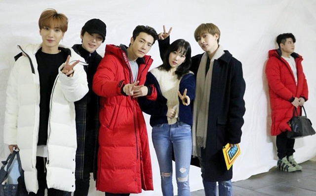 오늘자 태연과 슈퍼주니어 .jpg | 인스티즈