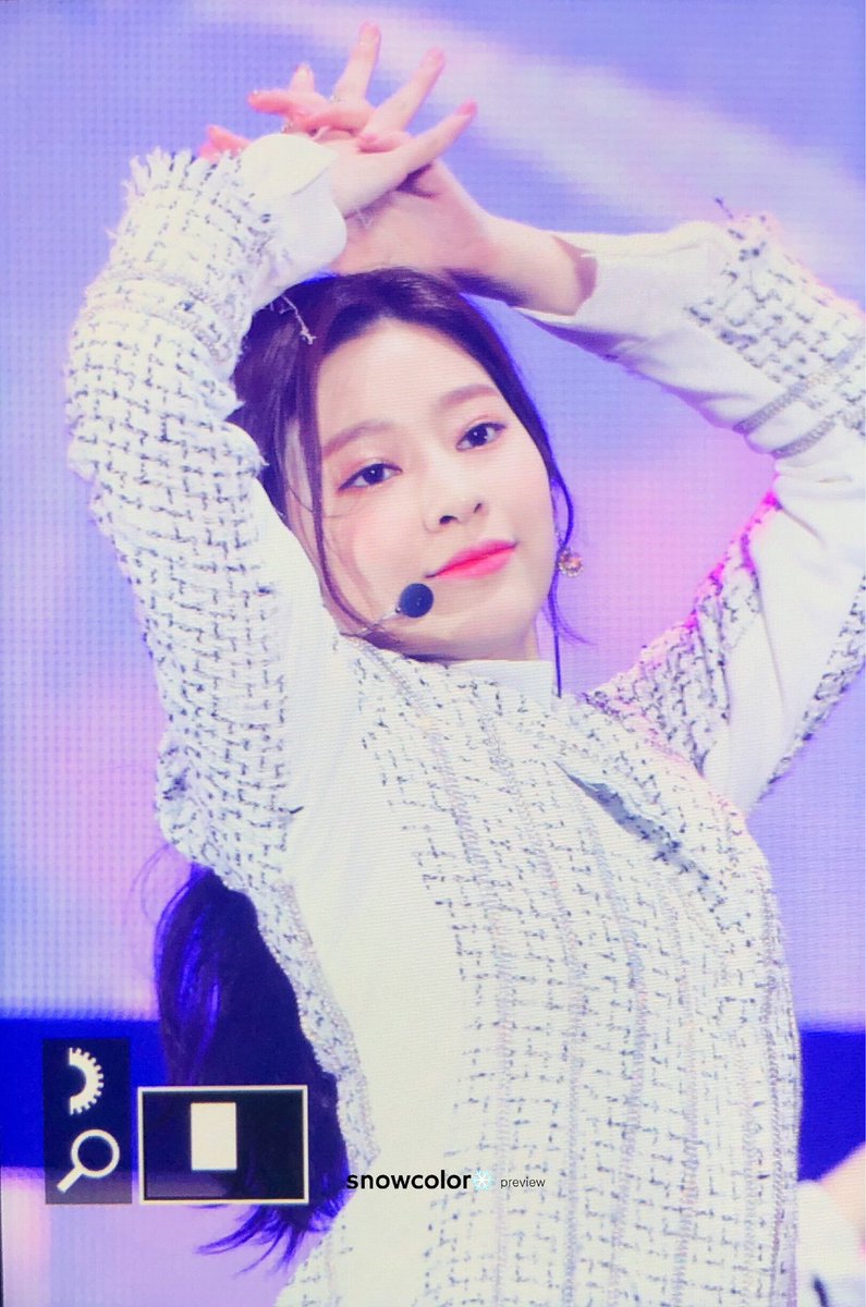 프리뷰로 보는 오늘자 아이즈원 김민주.jpg | 인스티즈
