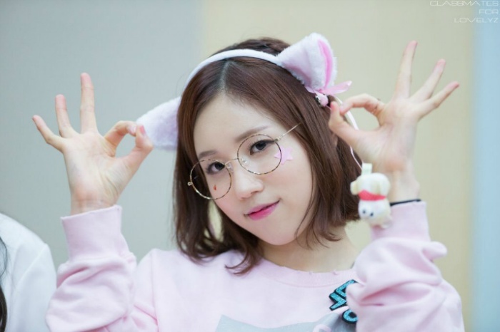 안경 쓴 러블리즈 멤버들 사진모음.jpgif | 인스티즈