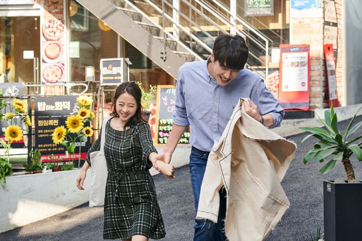 정식개봉이 10일도 남지않은 8월 최고의 로맨스 기대작.jpg | 인스티즈