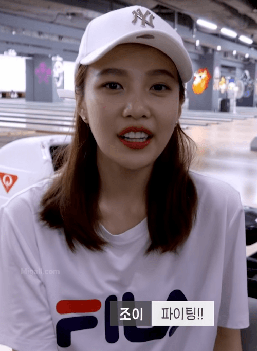 아육대를 대비해서 볼링연습하는 레드벨벳 슬기와 조이.gif | 인스티즈