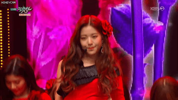 오늘 뮤직뱅크 아이즈원 라비앙로즈 안본 위즈원 흑우없재?.gif | 인스티즈