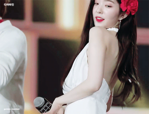 머리에 꽃을 단 아이린.jpgif | 인스티즈